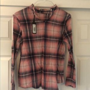 Long sleeve crinkle pink plaid top